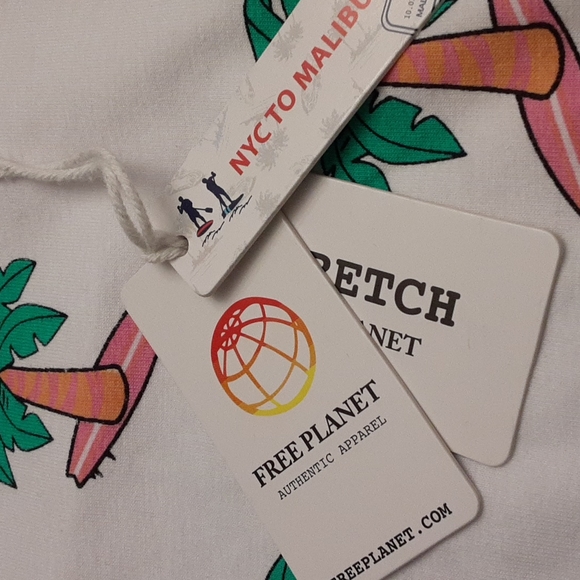 Free Planet size medium men's T-shirt white with pink and green palm tre… - Picture 9 of 14